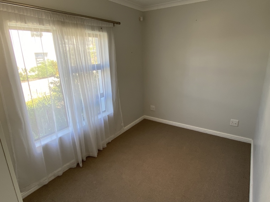 To Let 2 Bedroom Property for Rent in Keurbooms Western Cape